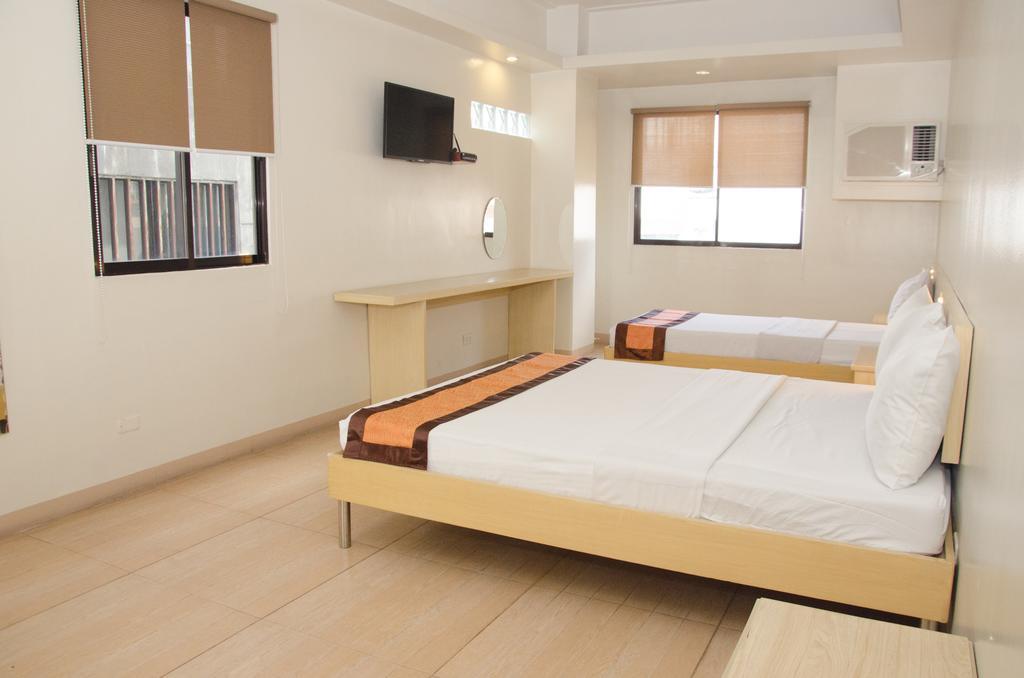 M Suites Hotel Makati City Zewnętrze zdjęcie
