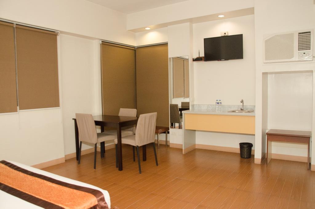 M Suites Hotel Makati City Zewnętrze zdjęcie
