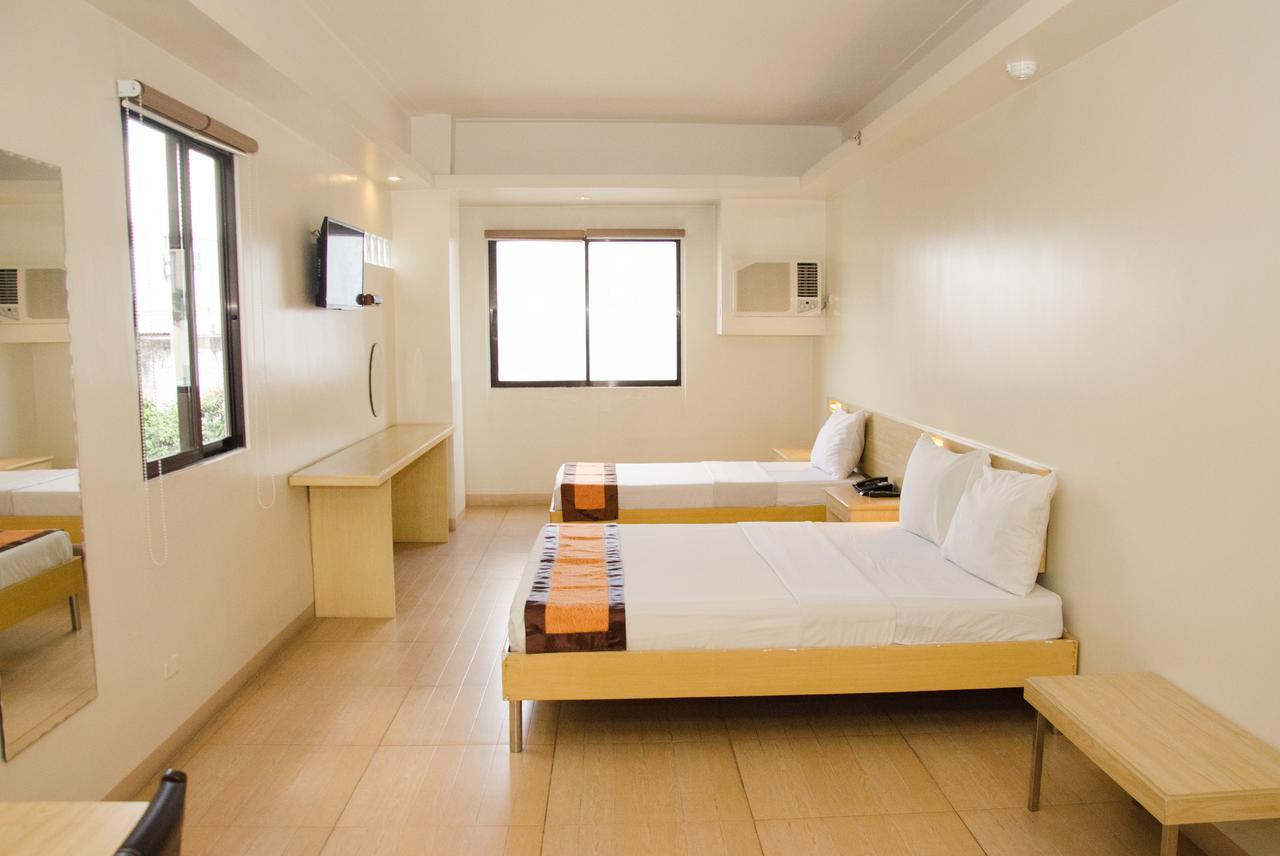 M Suites Hotel Makati City Zewnętrze zdjęcie