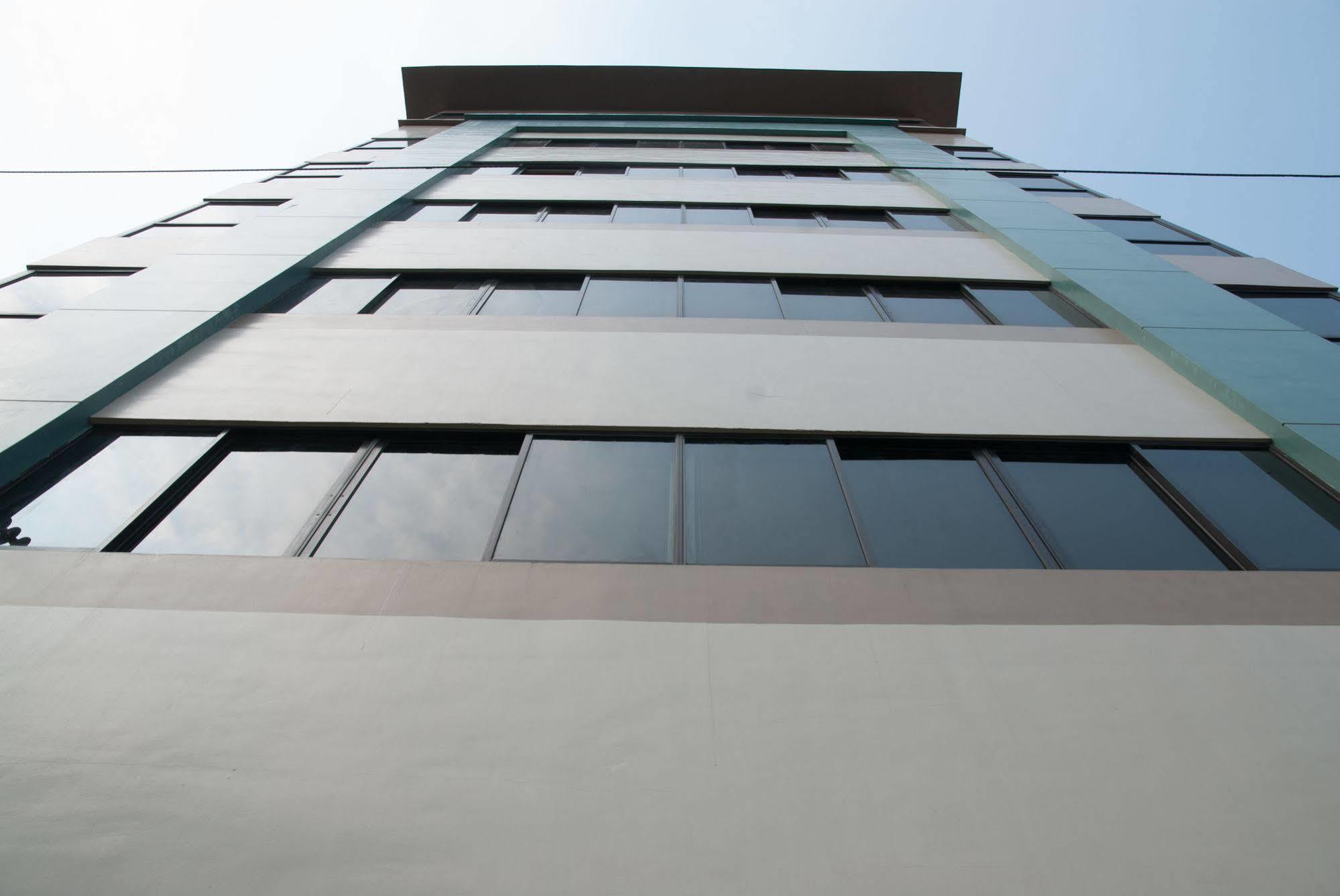 M Suites Hotel Makati City Zewnętrze zdjęcie