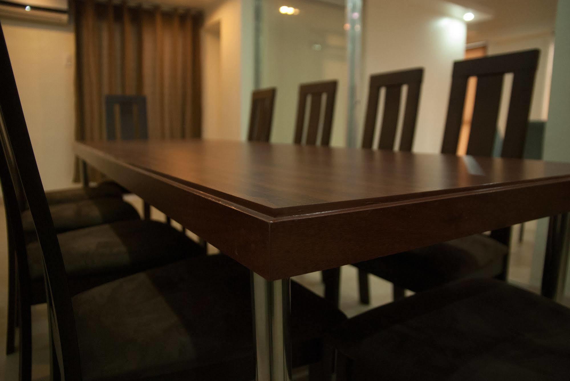 M Suites Hotel Makati City Zewnętrze zdjęcie
