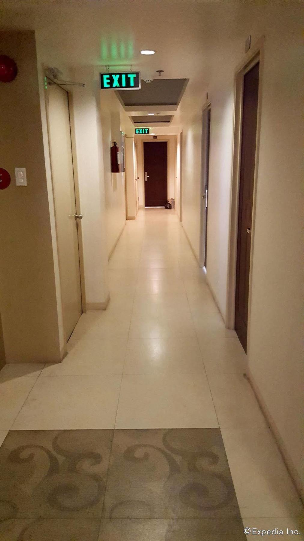 M Suites Hotel Makati City Zewnętrze zdjęcie